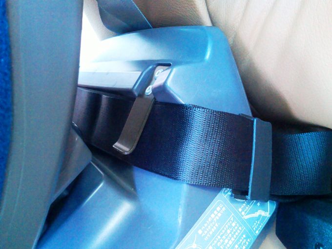 二点式のシートベルトに取付可能なチャイルドシートまとめ | DIY 