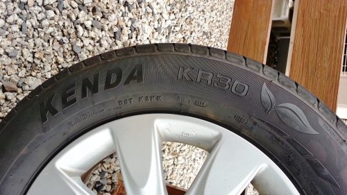 格安KENDA（ケンダ）タイヤの性能と耐久性を追跡調査